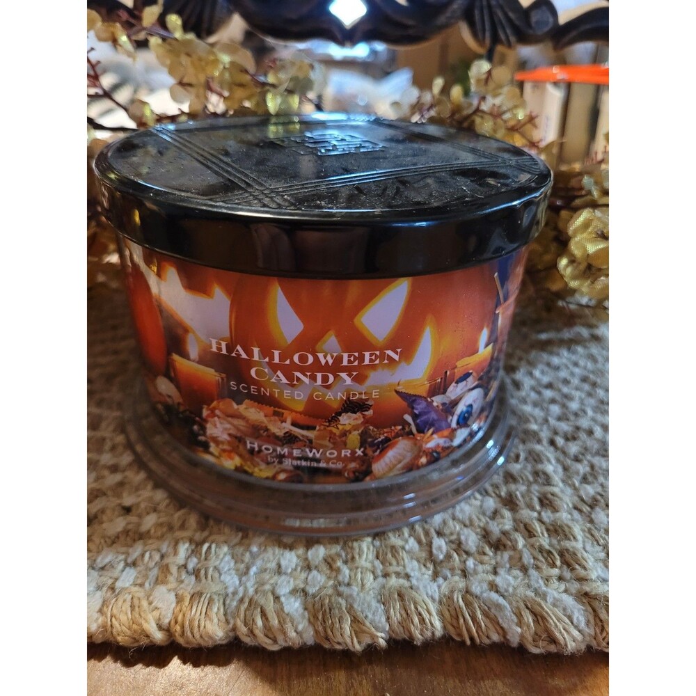 Halloween Candy/Trick or Treat - Homeworx 4-wick Candle